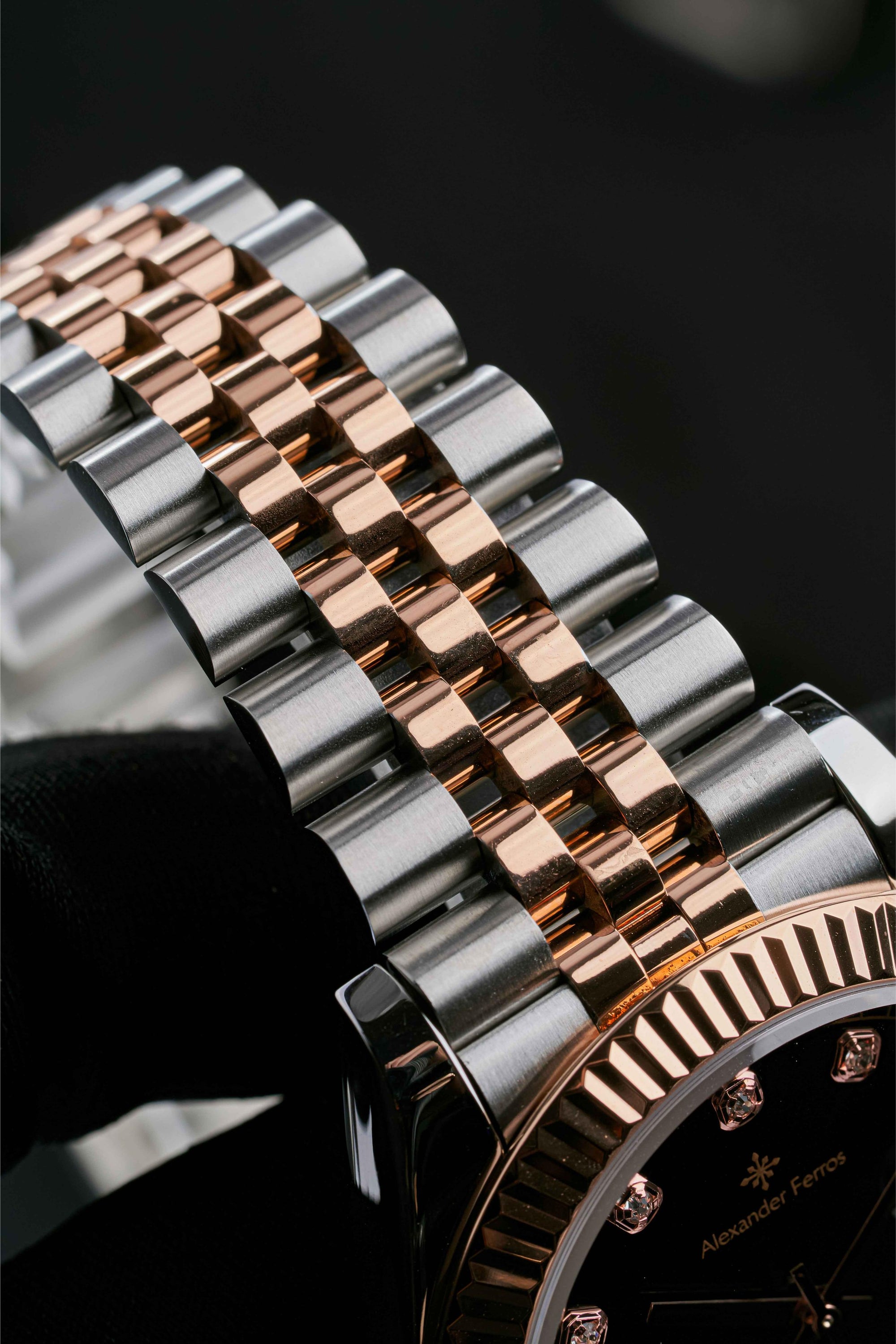 Alexander Ferros 8132D/01
