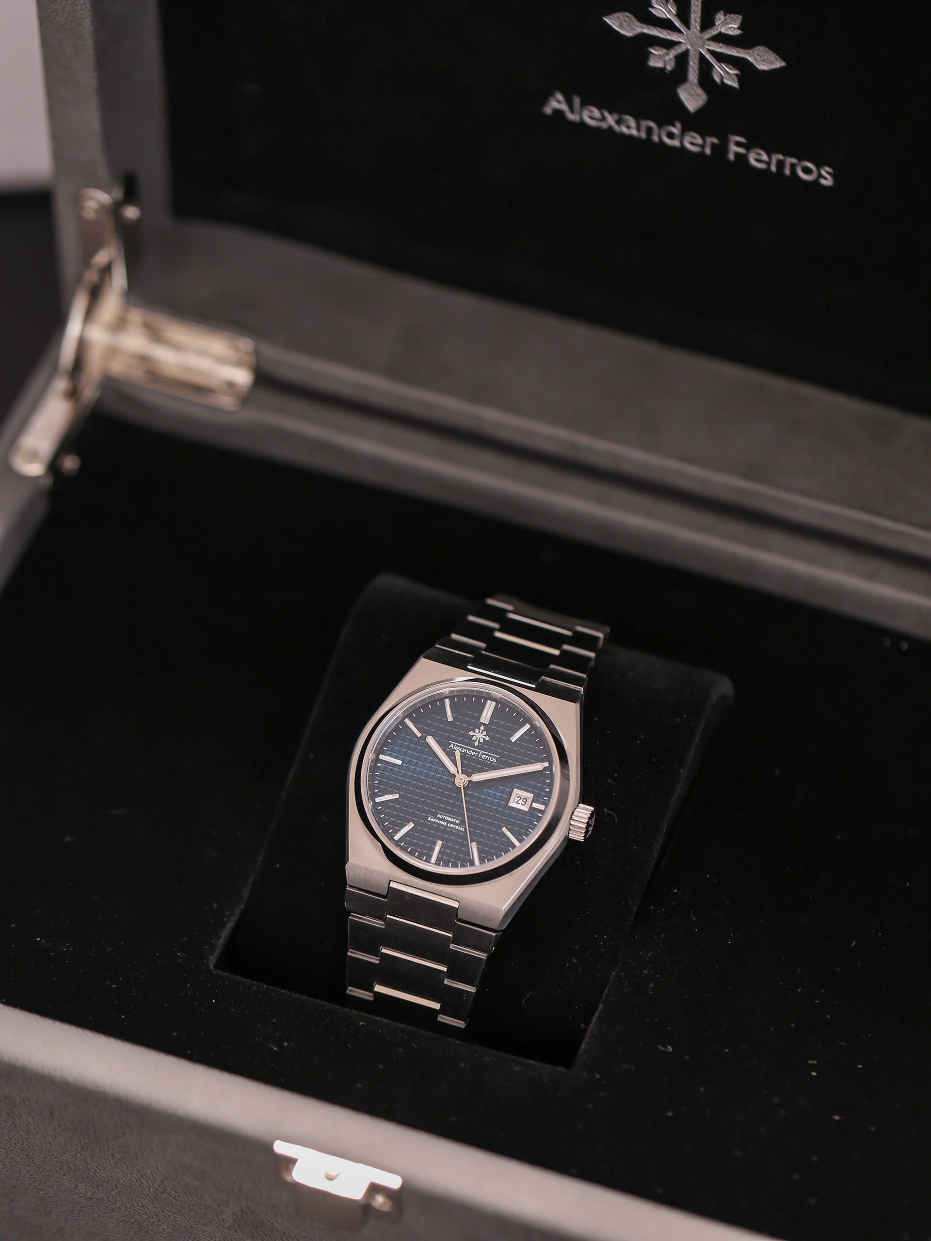 Alexander Ferros 5052S/05
