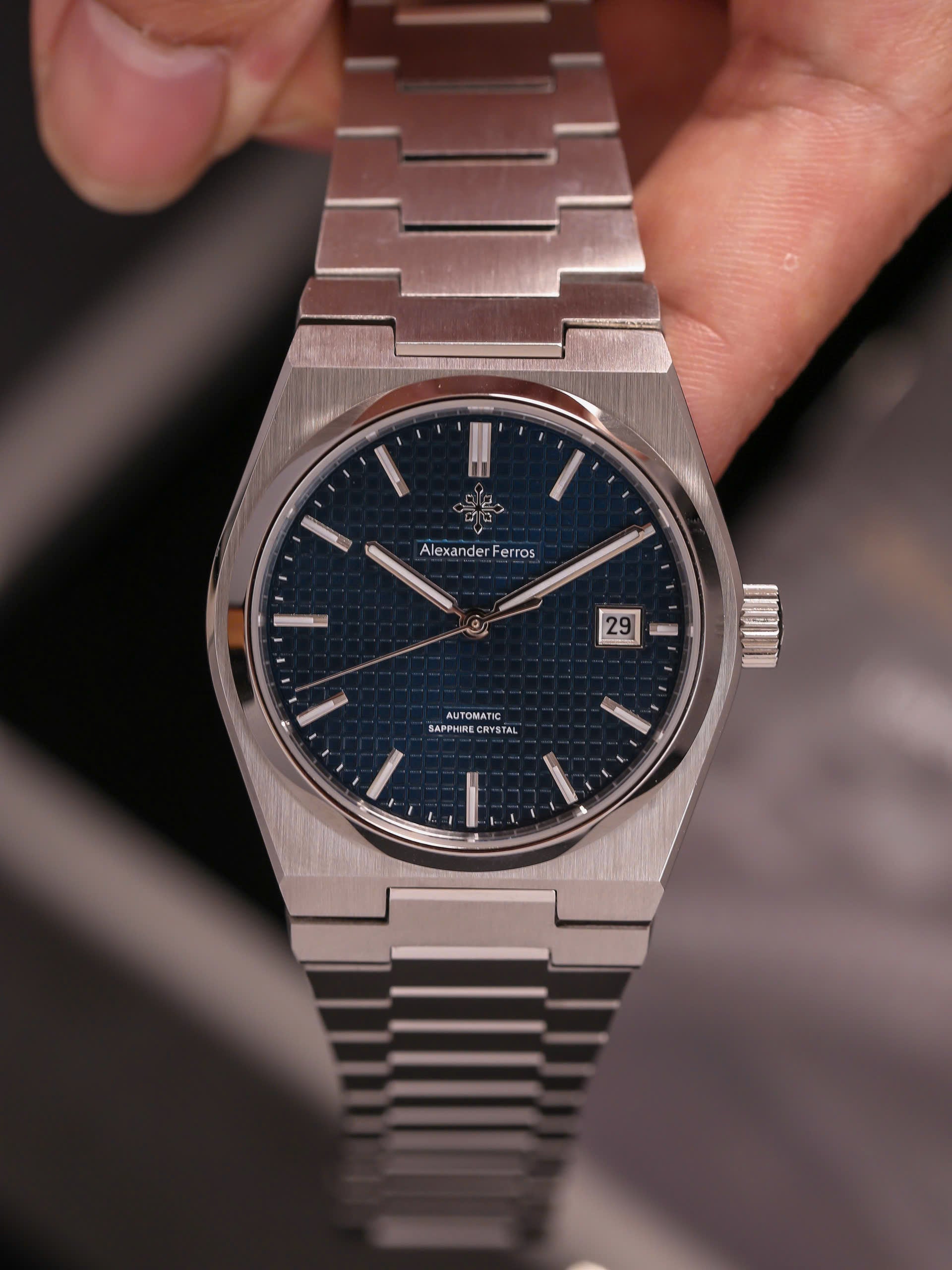 Alexander Ferros 5052S/05