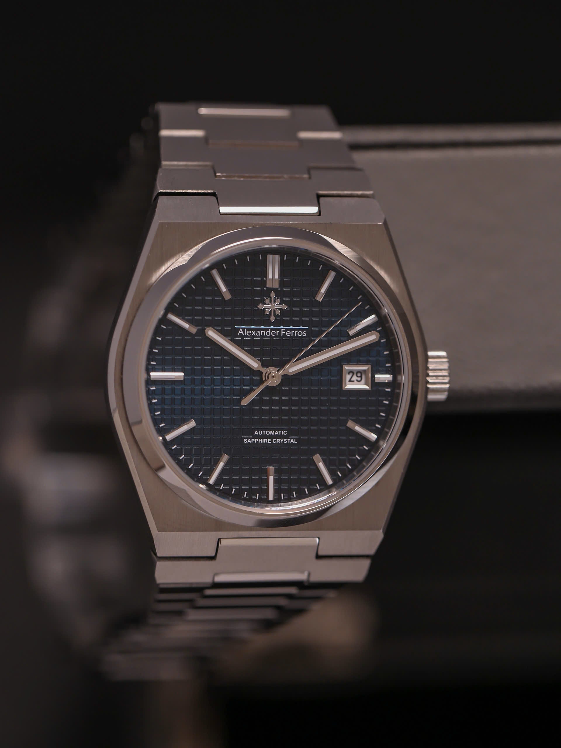 Alexander Ferros 5052S/05