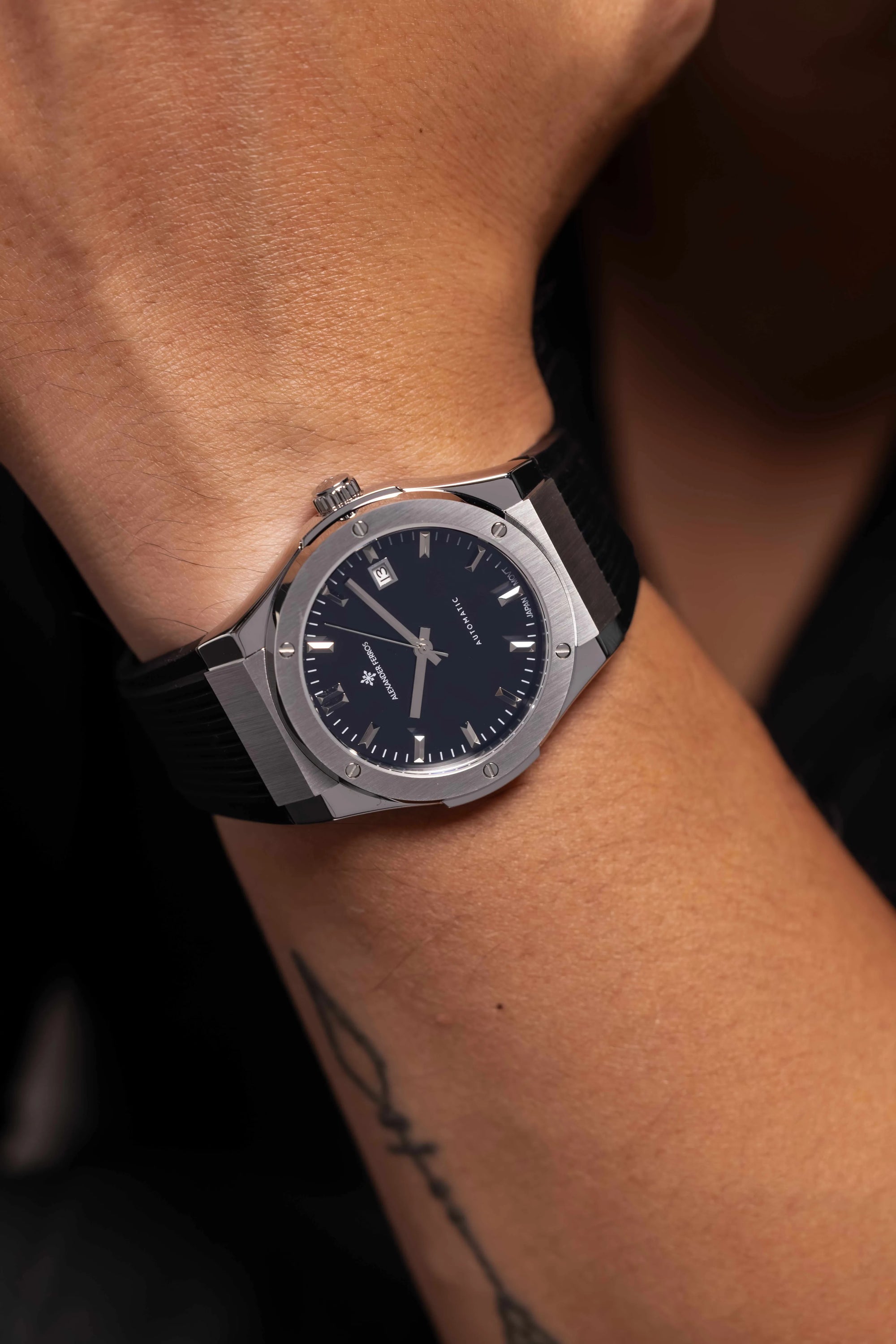 Alexander Ferros 2242S-01