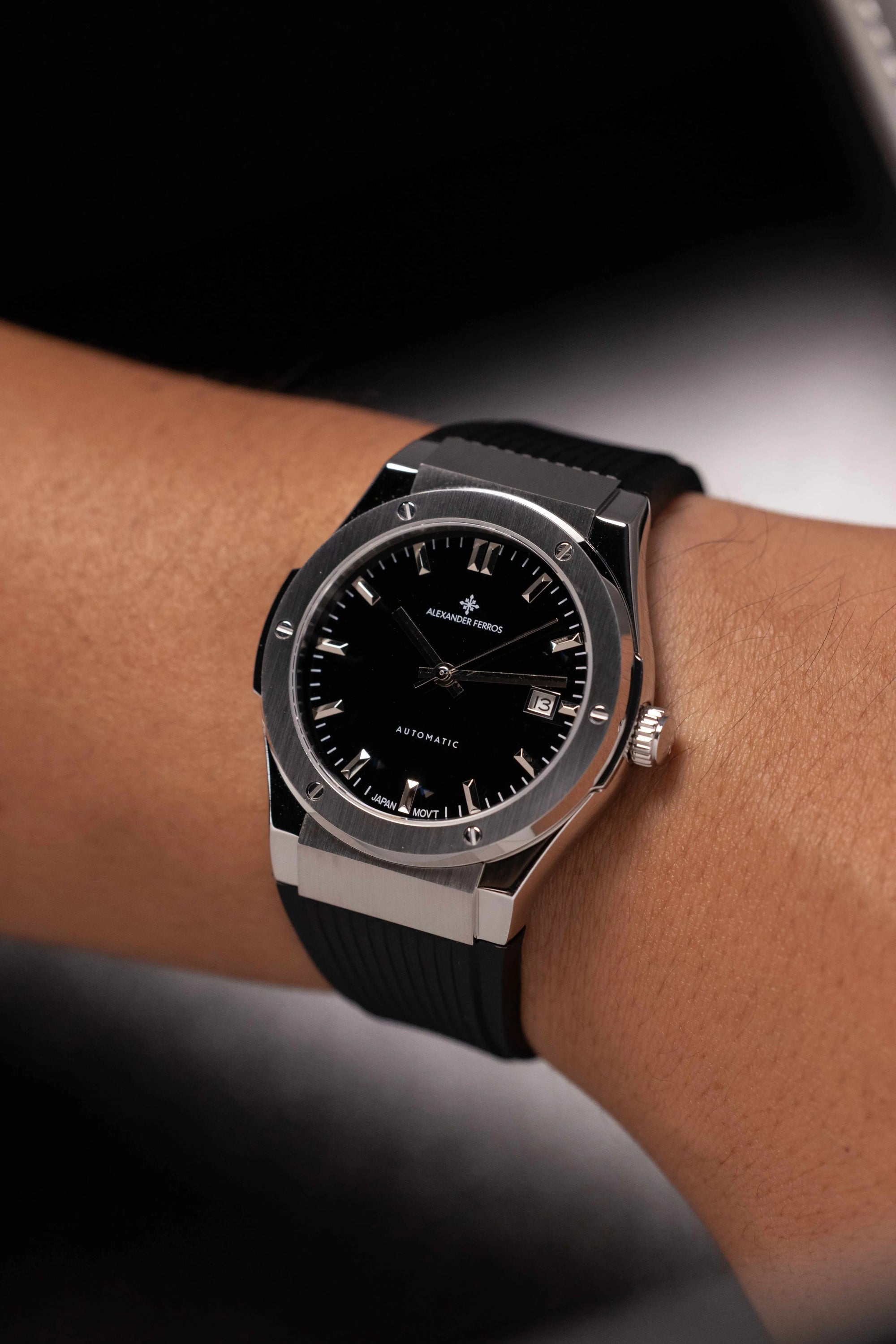 Alexander Ferros 2242S-01